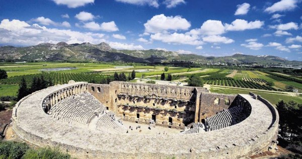 Perge Aspendos Side Turu ile Antik Dünyaya Yolculuk
